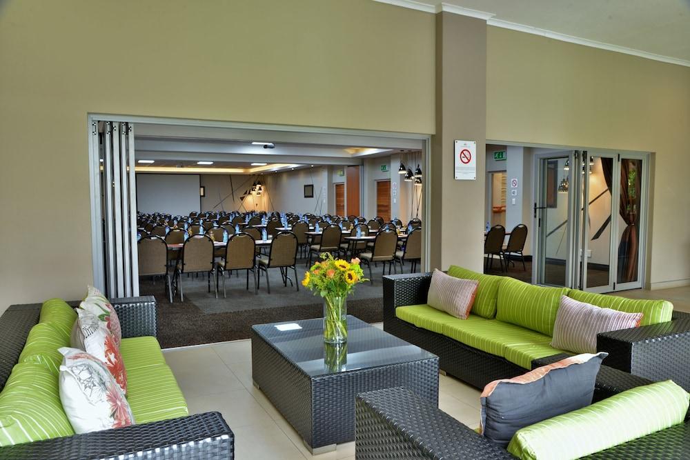 BON Hotel Empangeni Buitenkant foto